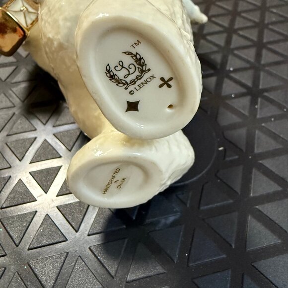 Lenox Snowman Figurine Holding Lantern Lighting His Way - Picture 5 of 5